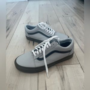 Men’s vans old skool brand new